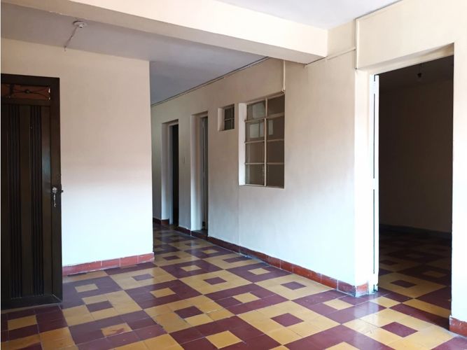 Local en arriendo en La Gloria, Itagüí, 200 m² · foto 4 de 19