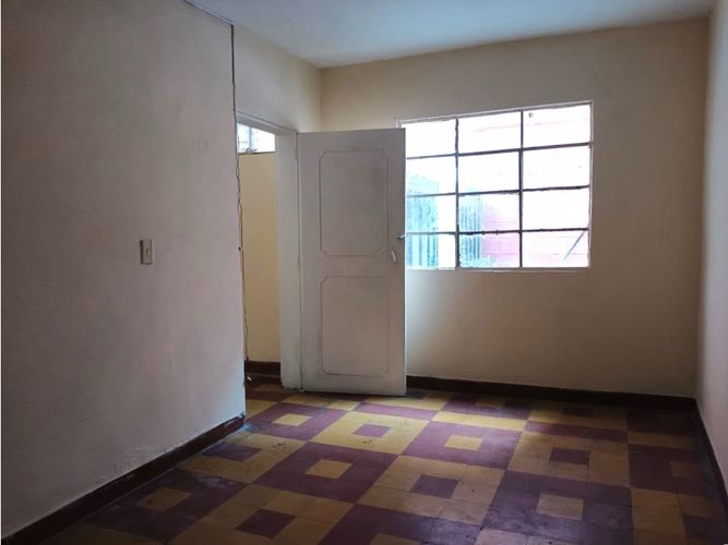 Local en arriendo en La Gloria, Itagüí, 200 m² · foto 12 de 19