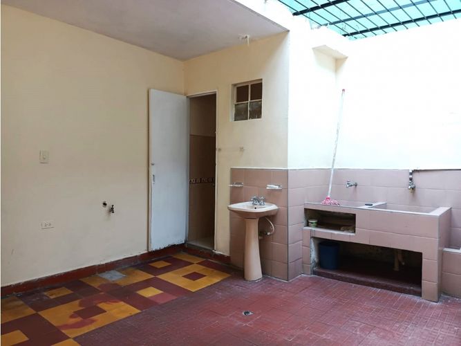 Local en arriendo en La Gloria, Itagüí, 200 m² · foto 14 de 19
