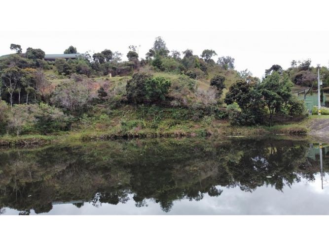 Lote en venta en El Carmen De Viboral, El Carmen de Viboral, 3750 m² · foto 13 de 24