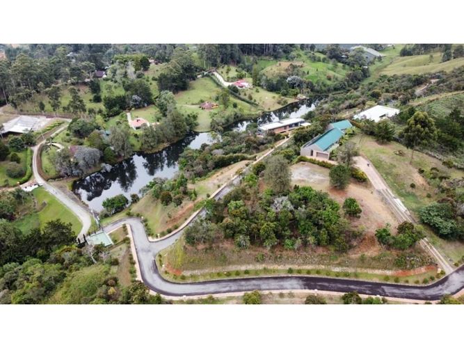 Lote en venta en El Carmen De Viboral, El Carmen de Viboral, 3750 m² · foto 15 de 24