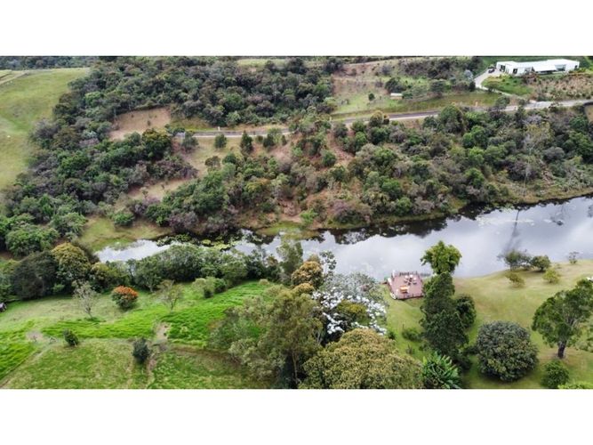 Lote en venta en El Carmen De Viboral, El Carmen de Viboral, 3750 m² · foto 19 de 24