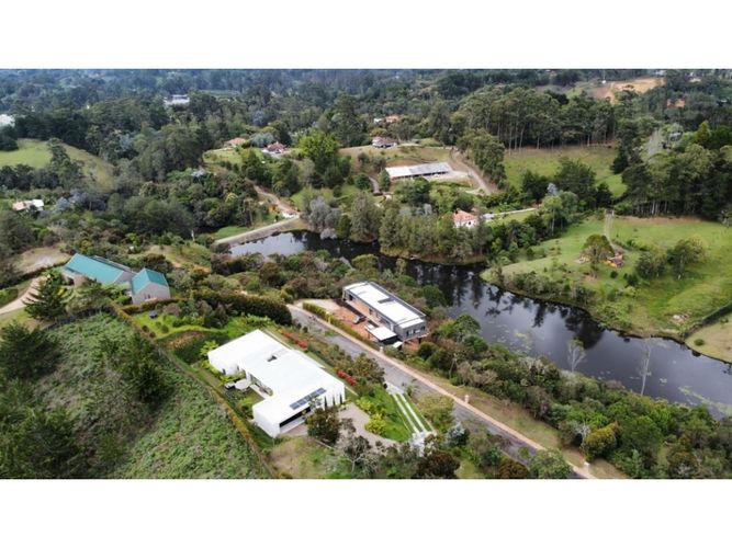 Lote en venta en El Carmen De Viboral, El Carmen de Viboral, 3750 m² · foto 23 de 24