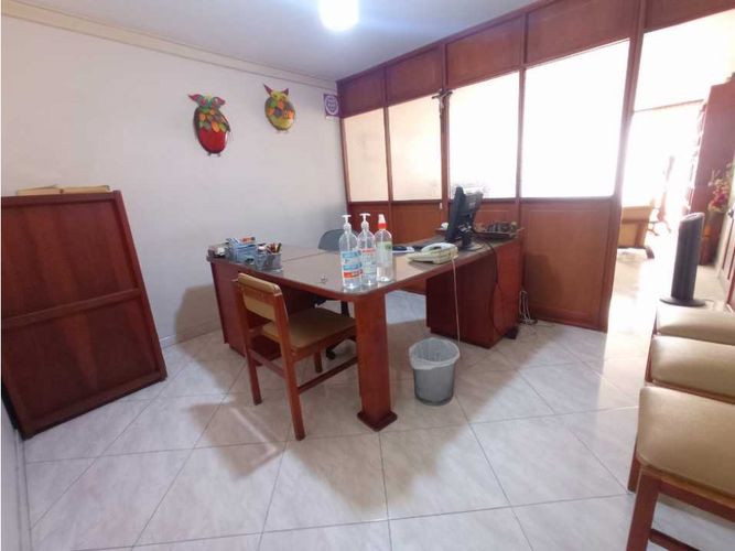 Oficina en arriendo en La Candelaria, Medellín, 38 m² · foto 3 de 10
