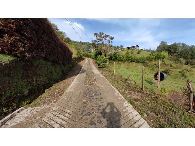 Lote en venta en La Catedral, Envigado, 20062 m² · foto 13 de 14