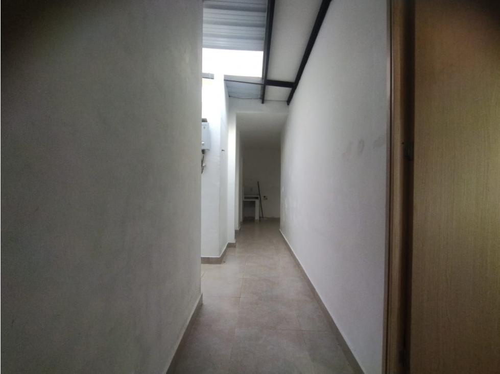 Apartamento en venta en La Milagrosa, Medellín · foto 6 de 24