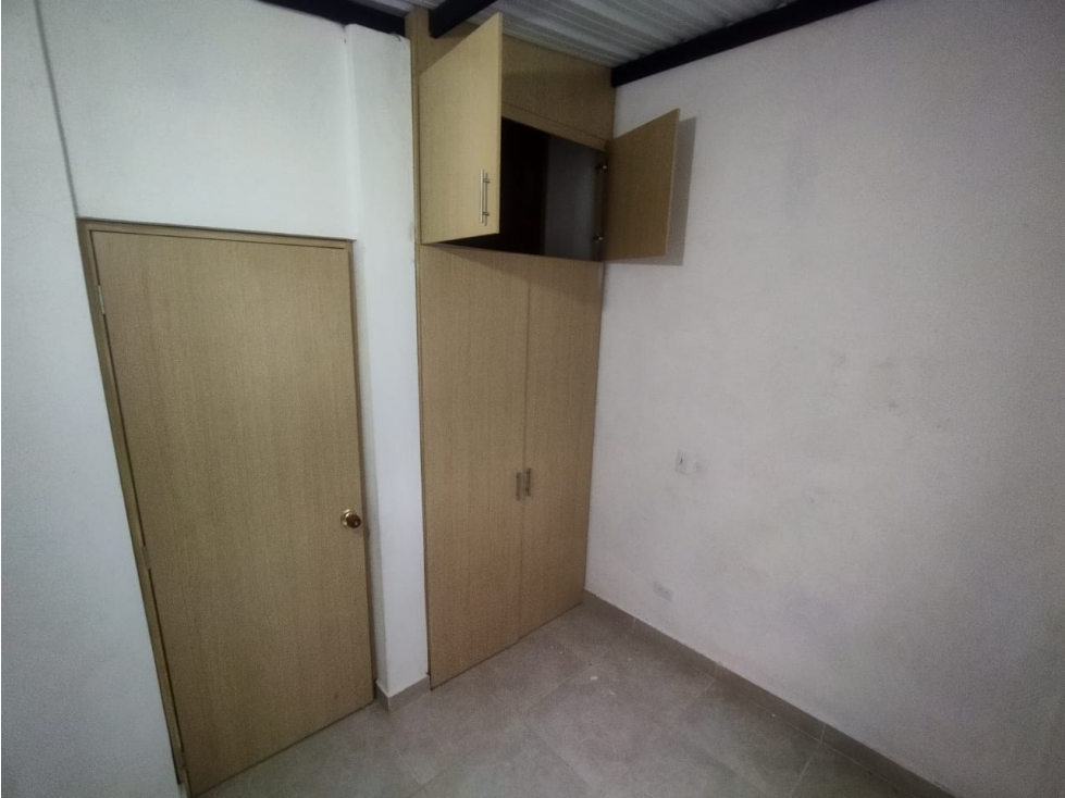 Apartamento en venta en La Milagrosa, Medellín · foto 10 de 24