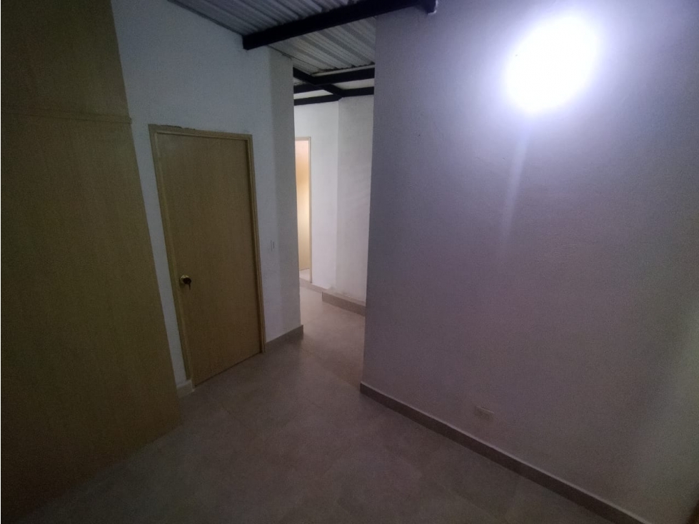 Apartamento en venta en La Milagrosa, Medellín · foto 15 de 24
