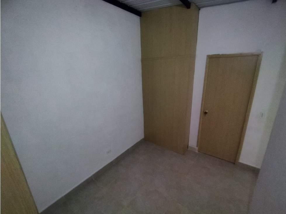 Apartamento en venta en La Milagrosa, Medellín · foto 17 de 24