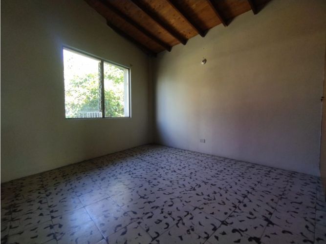 Casa de 4 alcobas en venta en San Benito, Medellín, 134 m² · foto 8 de 24