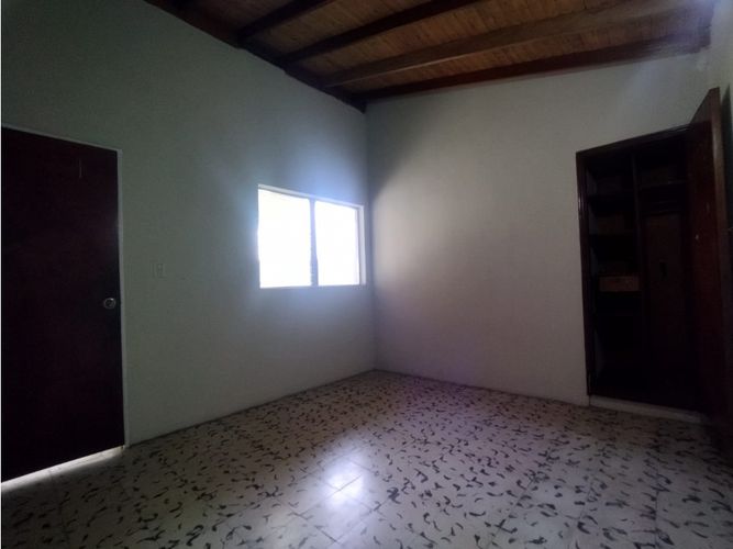 Casa de 4 alcobas en venta en San Benito, Medellín, 134 m² · foto 11 de 24
