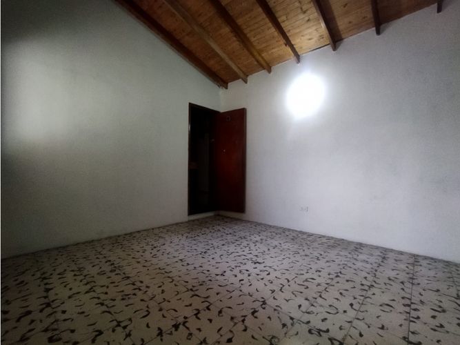 Casa de 4 alcobas en venta en San Benito, Medellín, 134 m² · foto 13 de 24