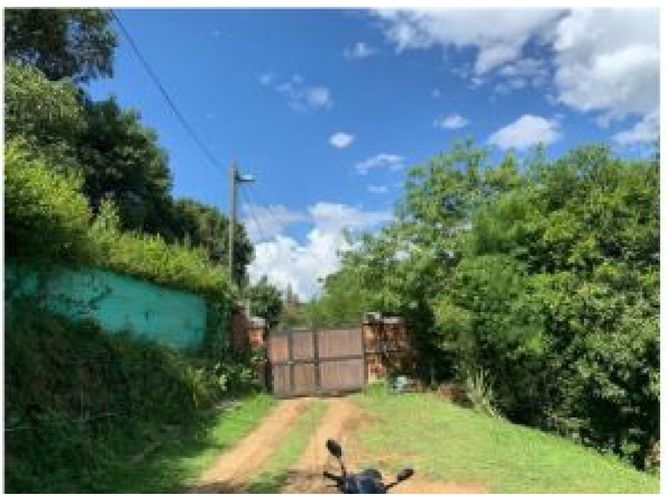 Finca en venta en El Noral, Copacabana, 2500 m² · foto 4 de 18
