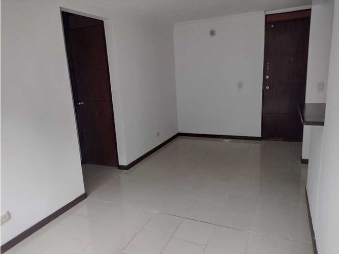 Apartamento de 3 alcobas en arriendo en La Candelaria, Medellín, 66 m² · foto 4 de 12