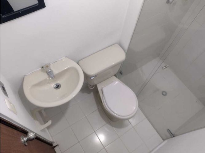 Apartamento de 3 alcobas en arriendo en La Candelaria, Medellín, 66 m² · foto 5 de 12