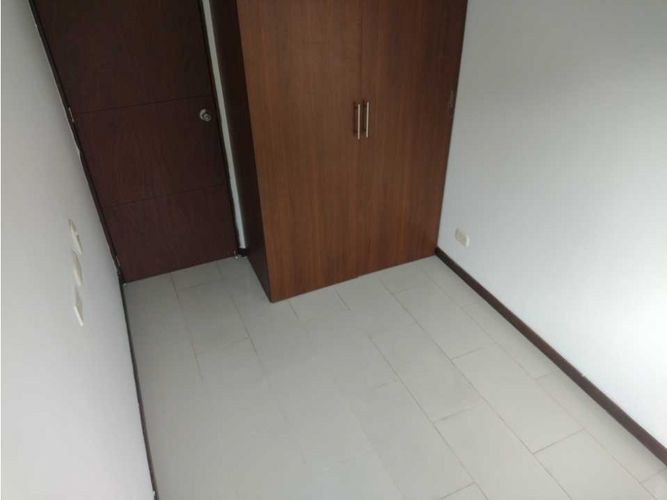 Apartamento de 3 alcobas en arriendo en La Candelaria, Medellín, 66 m² · foto 7 de 12