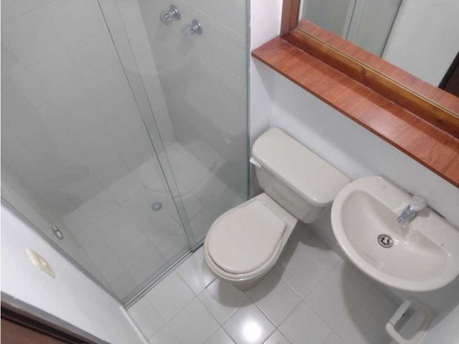 Apartamento de 3 alcobas en arriendo en La Candelaria, Medellín, 66 m² · foto 10 de 12