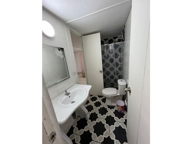 Edificio en venta en Santa Mónica, Medellín, 207 m² · foto 10 de 24