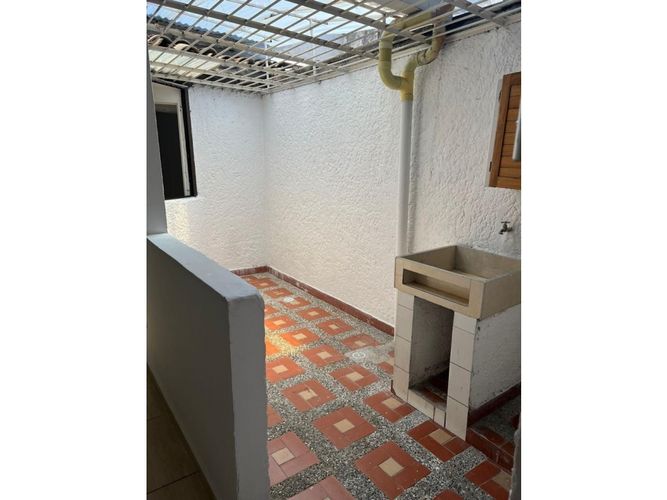 Edificio en venta en Santa Mónica, Medellín, 207 m² · foto 17 de 24