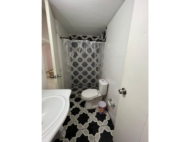 Edificio en venta en Santa Mónica, Medellín, 207 m² · foto 20 de 24