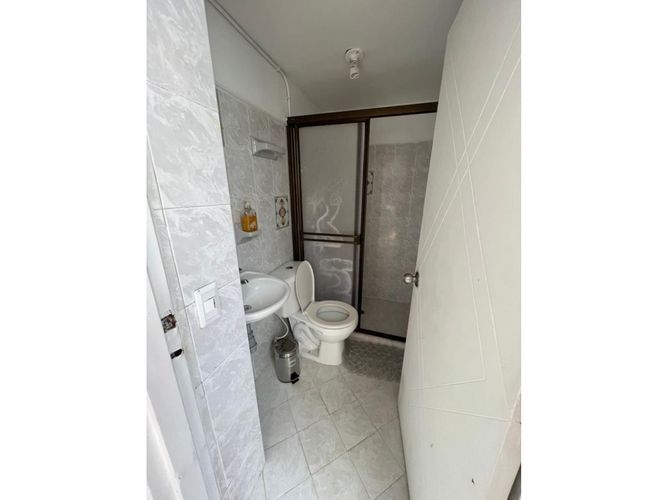 Edificio en venta en Santa Mónica, Medellín, 207 m² · foto 23 de 24