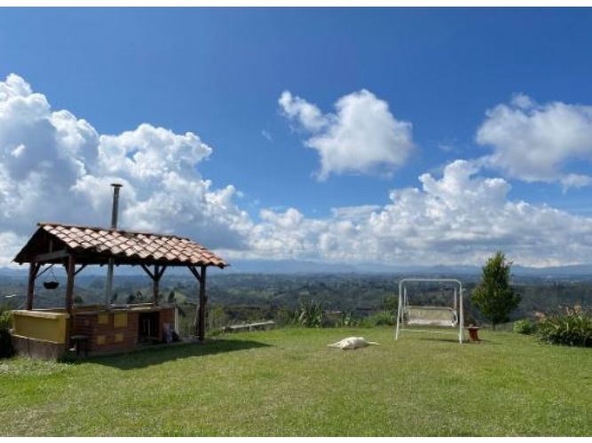 Casa de 5 alcobas en venta en La Primavera, Marinilla, 160 m² · foto 11 de 24