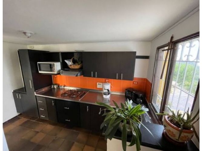 Casa de 5 alcobas en venta en La Primavera, Marinilla, 160 m² · foto 13 de 24
