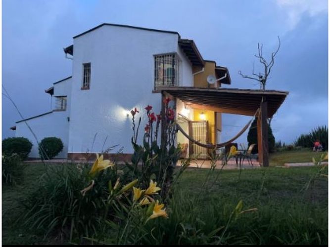 Casa de 5 alcobas en venta en La Primavera, Marinilla, 160 m² · foto 16 de 24