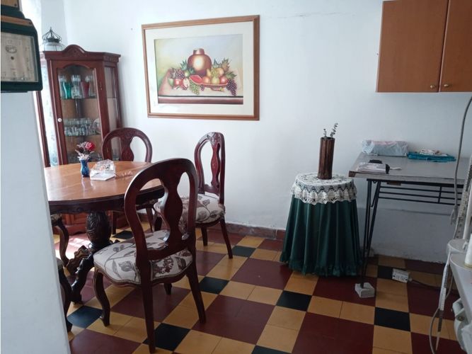 Casa de 4 alcobas en venta en Prado, Medellín, 270 m² · foto 5 de 24