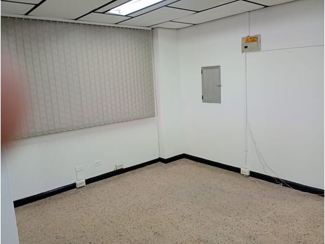 Oficina en venta en La Candelaria, Medellín, 90 m² · foto 13 de 15
