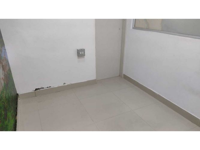 Local en arriendo en El Salvador, Medellín, 22 m² · foto 4 de 7