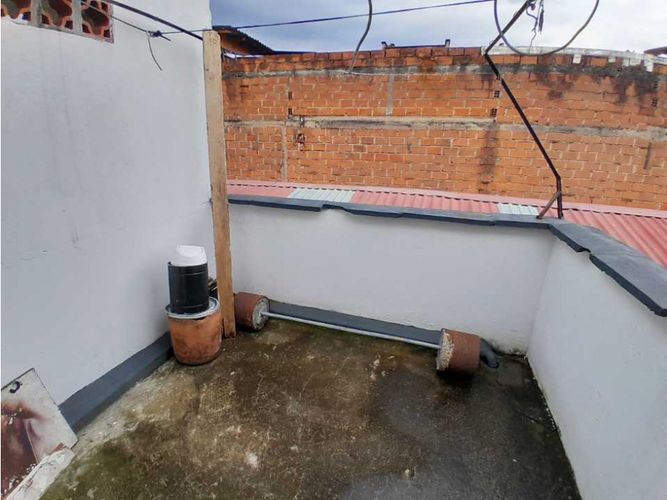 Casa de 8 alcobas en venta en Bombona No.1, Medellín, 235 m² · foto 24 de 24