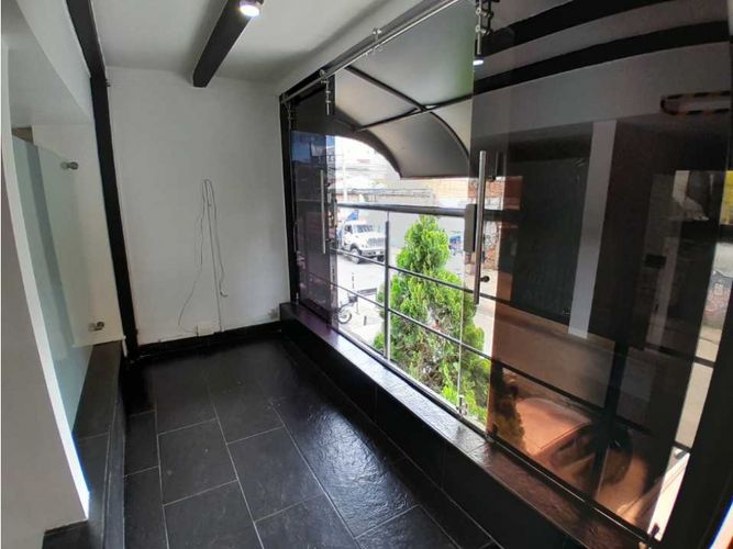 Local en arriendo en San Diego, Medellín, 37 m² · foto 5 de 11