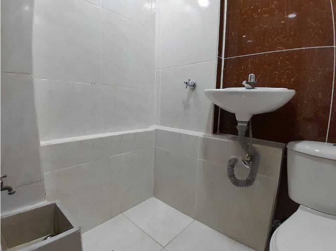 Local en arriendo en San Diego, Medellín, 37 m² · foto 11 de 11