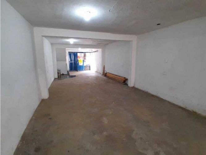 Bodega en arriendo en Naranjal, Medellín, 100 m² · foto 9 de 10