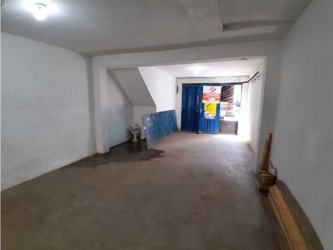 Bodega en arriendo en Naranjal, Medellín, 100 m² · foto 10 de 10
