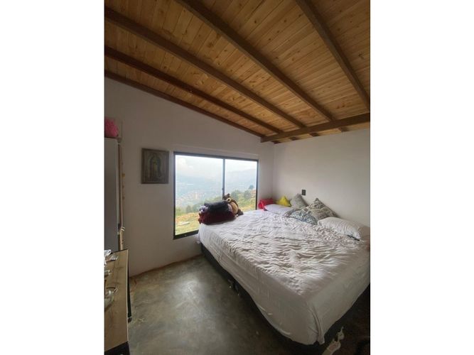 Casa de 2 alcobas en venta en Cristo Rey, Copacabana, 65 m² · foto 8 de 18