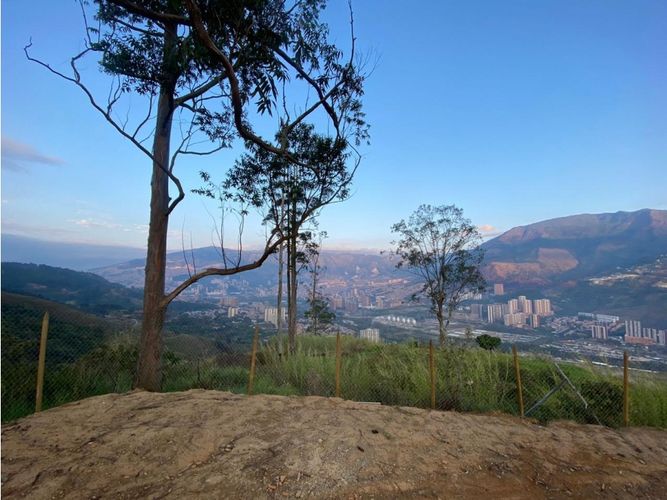 Casa de 2 alcobas en venta en Cristo Rey, Copacabana, 65 m² · foto 13 de 18