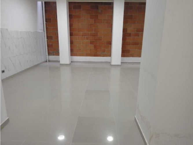 Local en arriendo en Bombona No.1, Medellín, 154 m² · foto 5 de 20