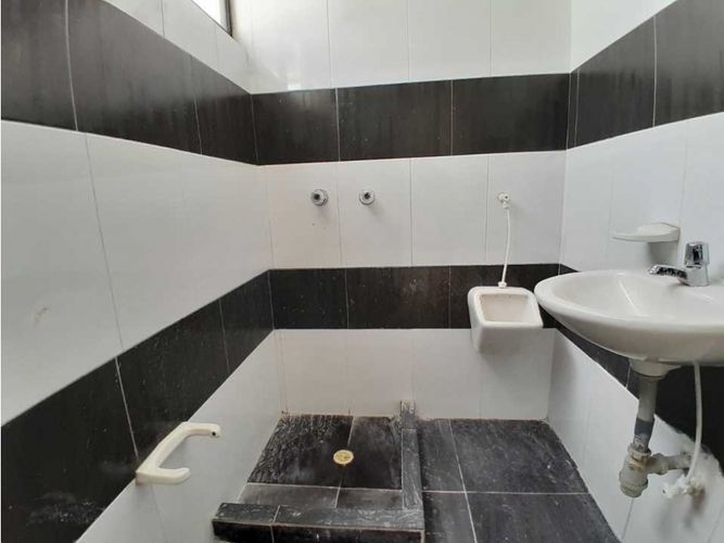Local en arriendo en Estación Villa, Medellín, 85 m² · foto 12 de 12