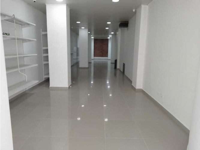 Local en arriendo en Bombona No.1, Medellín, 154 m² · foto 13 de 20