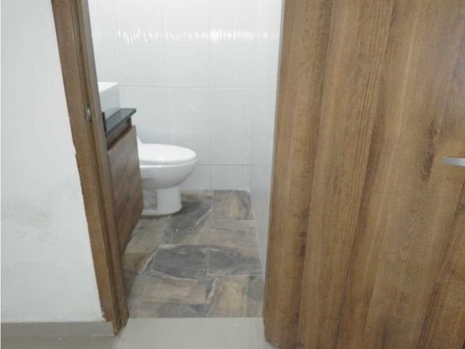 Local en arriendo en Bombona No.1, Medellín, 154 m² · foto 17 de 20