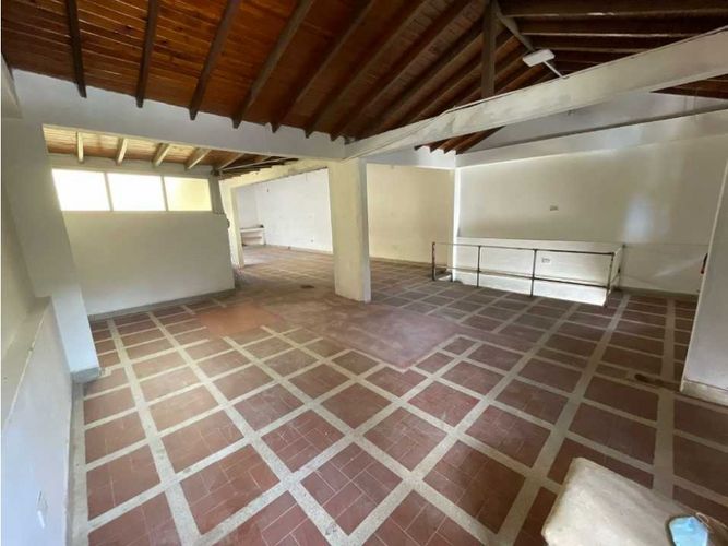 Local en arriendo en El Salvador, Medellín, 100 m² · foto 2 de 7
