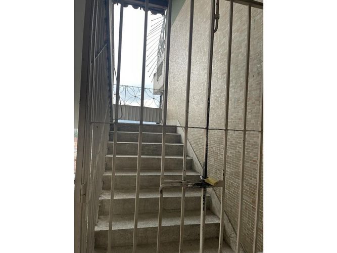 Apartaestudio en venta en La Candelaria, Medellín, 130 m² · foto 7 de 24