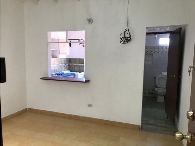 Apartaestudio en venta en La Candelaria, Medellín, 130 m² · foto 16 de 24