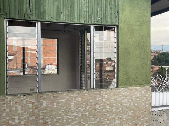 Apartaestudio en venta en La Candelaria, Medellín, 130 m² · foto 20 de 24