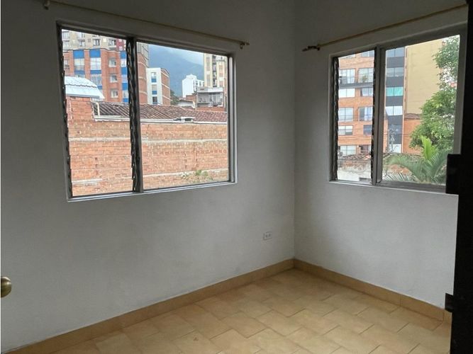 Apartaestudio en venta en La Candelaria, Medellín, 130 m² · foto 21 de 24