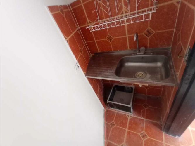 Local en arriendo en Estación Villa, Medellín, 190 m² · foto 17 de 19