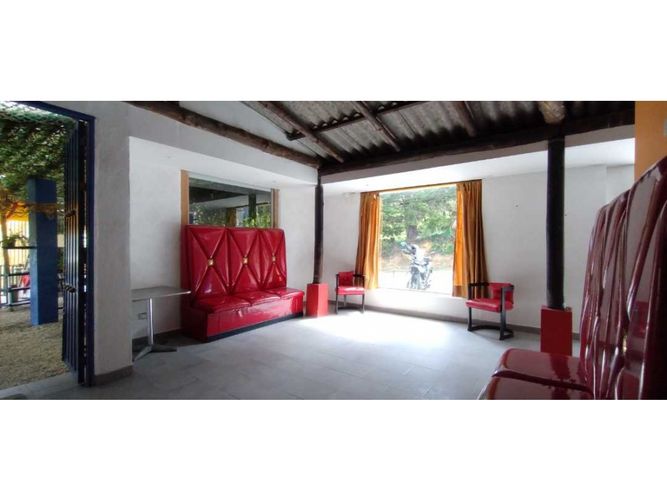 Local en arriendo en Las Acacias, Medellín, 185 m² · foto 16 de 24