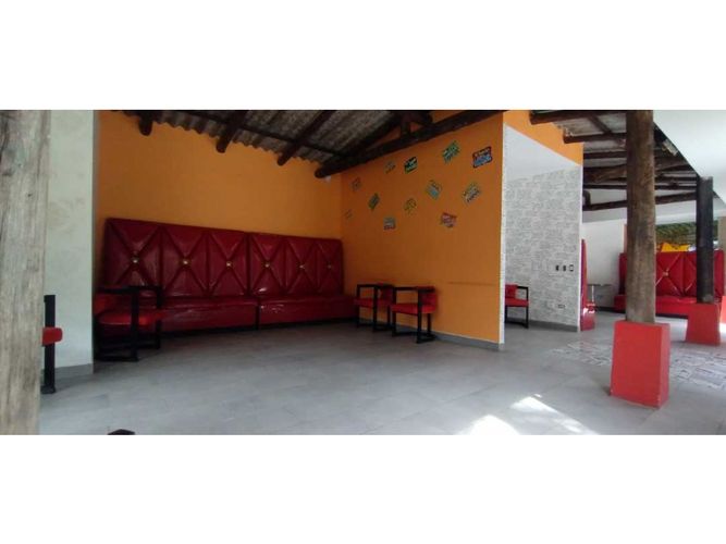 Local en arriendo en Las Acacias, Medellín, 185 m² · foto 21 de 24